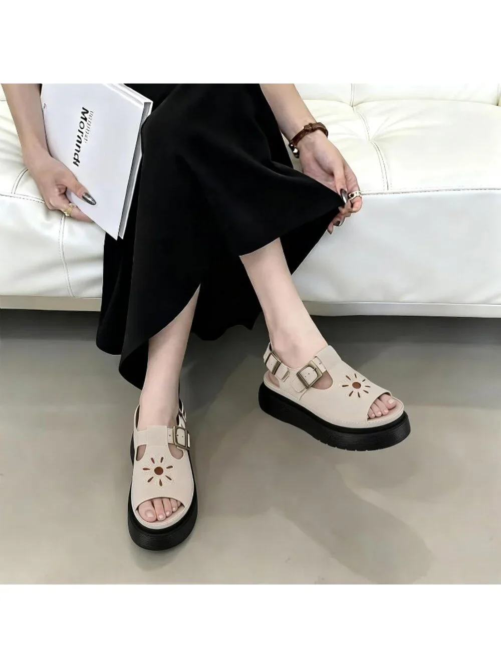 Women's Beige Flat Open Toe Flower Decoration Fisherman Platform Sandal Shoes